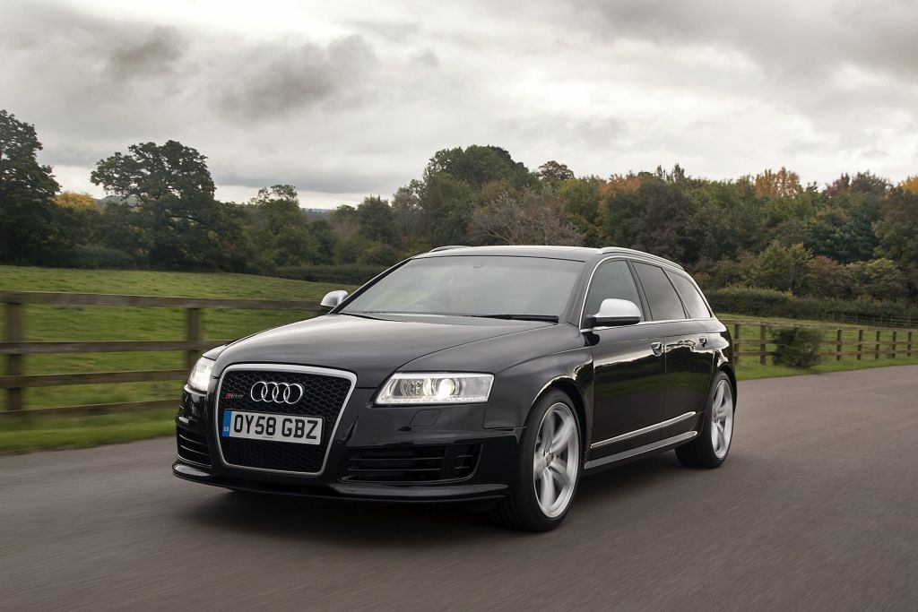 5.0 TFSI V10 (580 PS) quattro Tiptronic